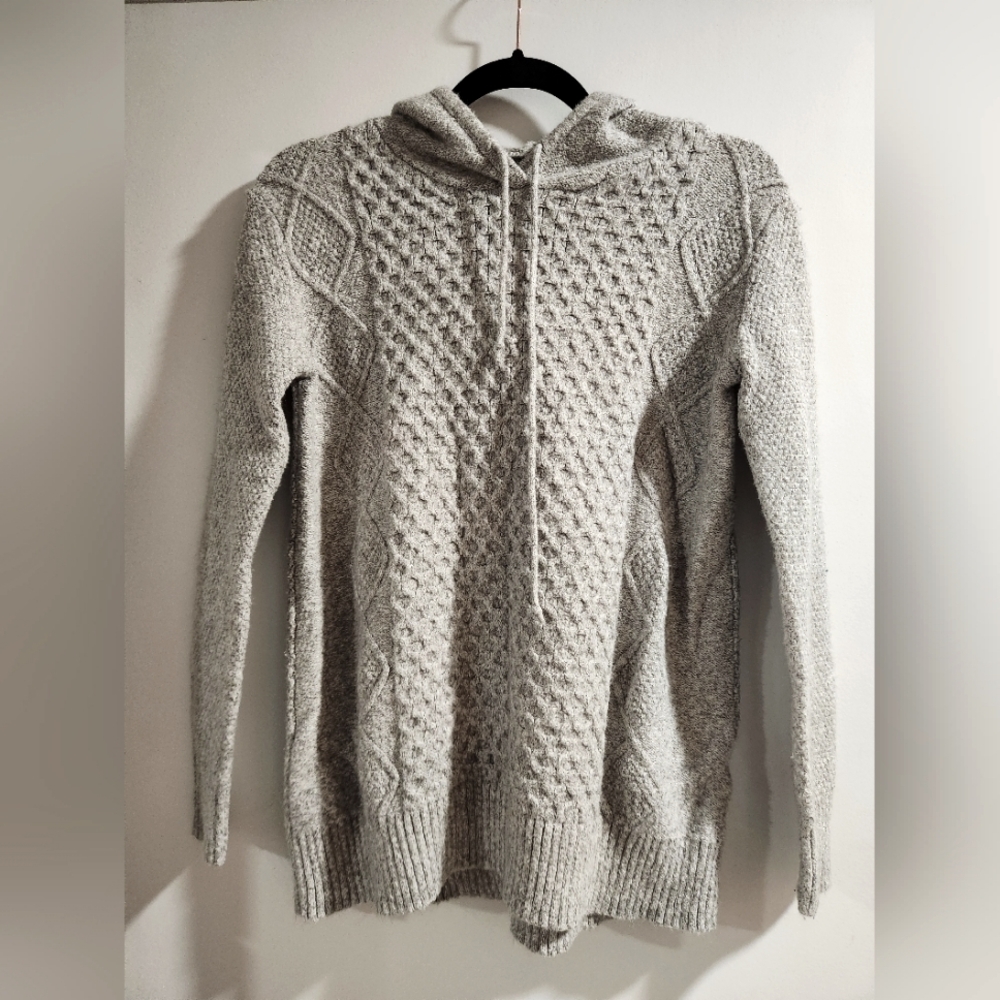 American Eagle Hooded Sweater Size Small